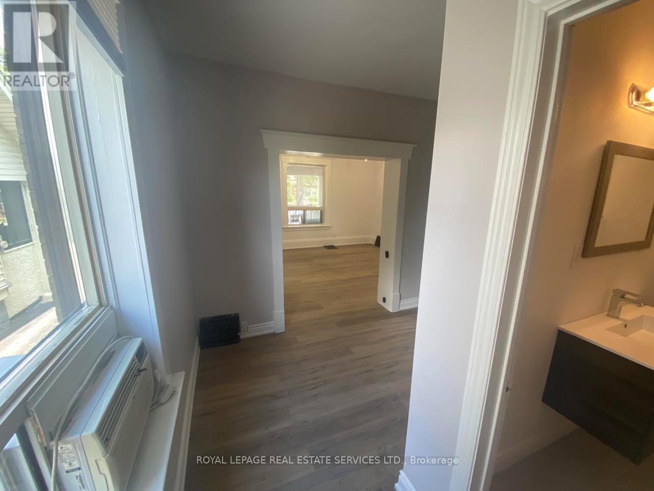 Unit C - 76 Guelph Street, Halton Hills (Georgetown), Ontario  L7G 3Z5 - Photo 10 - W12880910