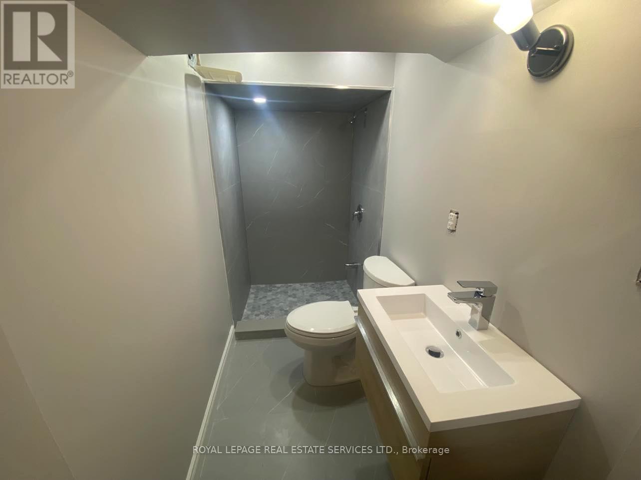 Unit C - 76 Guelph Street, Halton Hills (Georgetown), Ontario  L7G 3Z5 - Photo 6 - W12880910