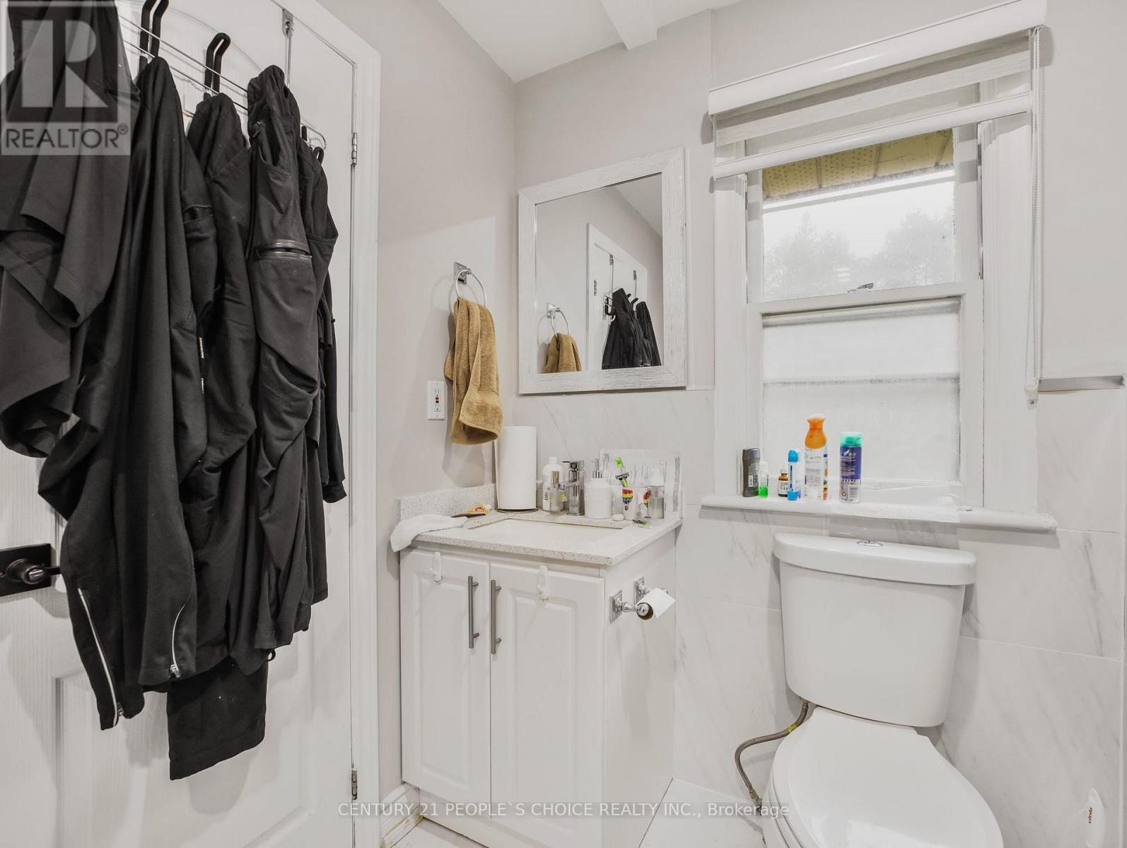 167 Blue Water Place, Burlington, Ontario  L7L 2J3 - Photo 22 - W12880928