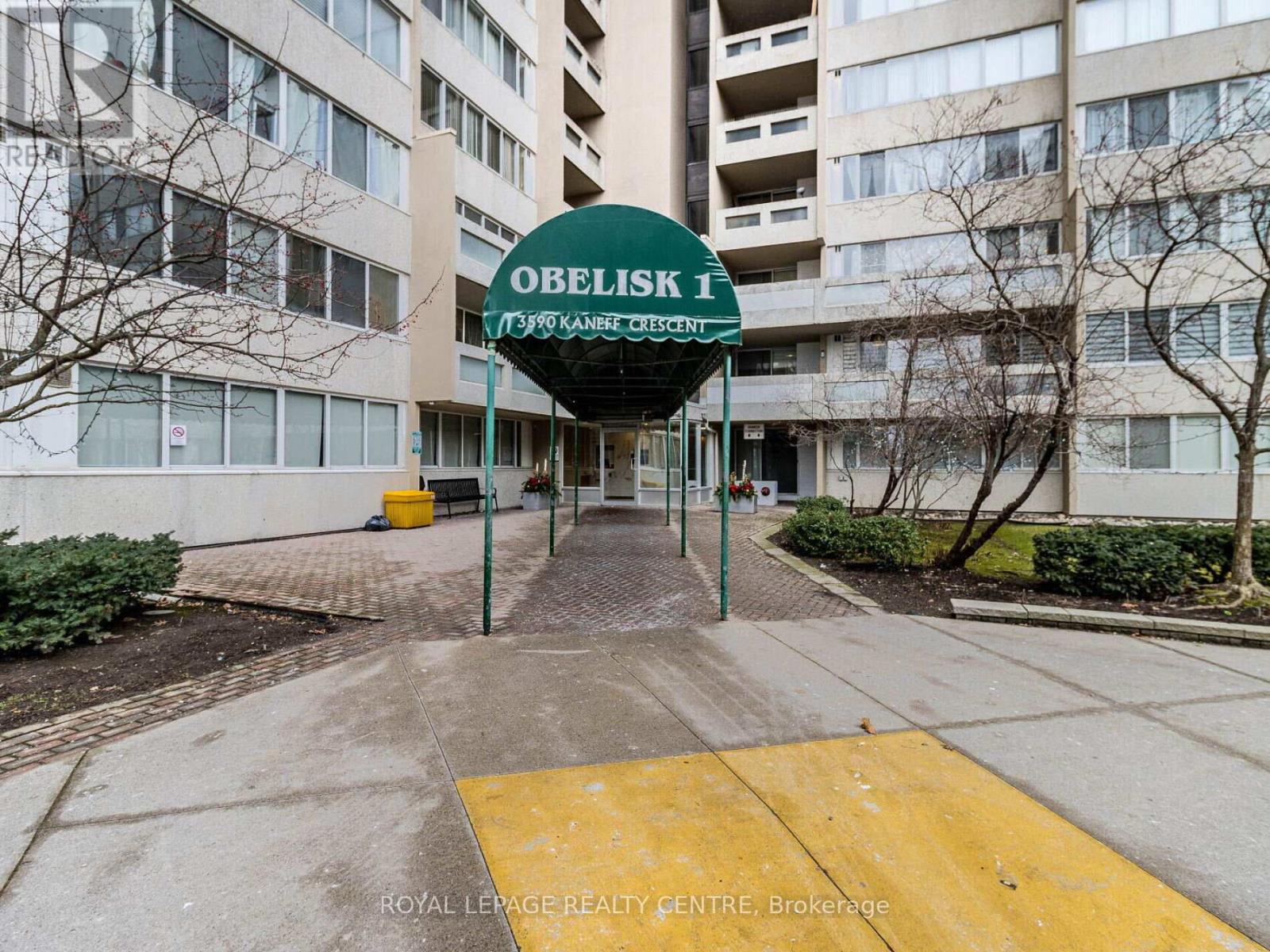 1604 - 3590 Kaneff Crescent W, Mississauga (Mississauga Valleys), Ontario  L5A 3X3 - Photo 2 - W12880946
