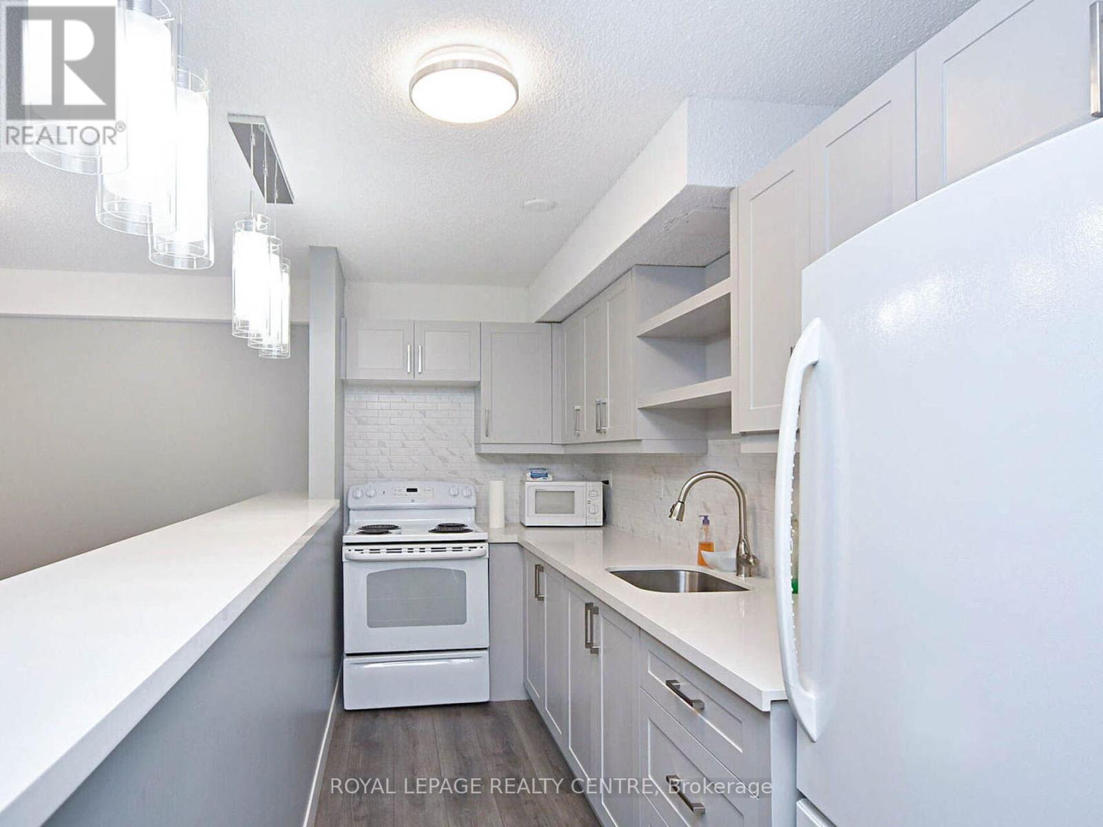 1604 - 3590 Kaneff Crescent W, Mississauga (Mississauga Valleys), Ontario  L5A 3X3 - Photo 44 - W12880946