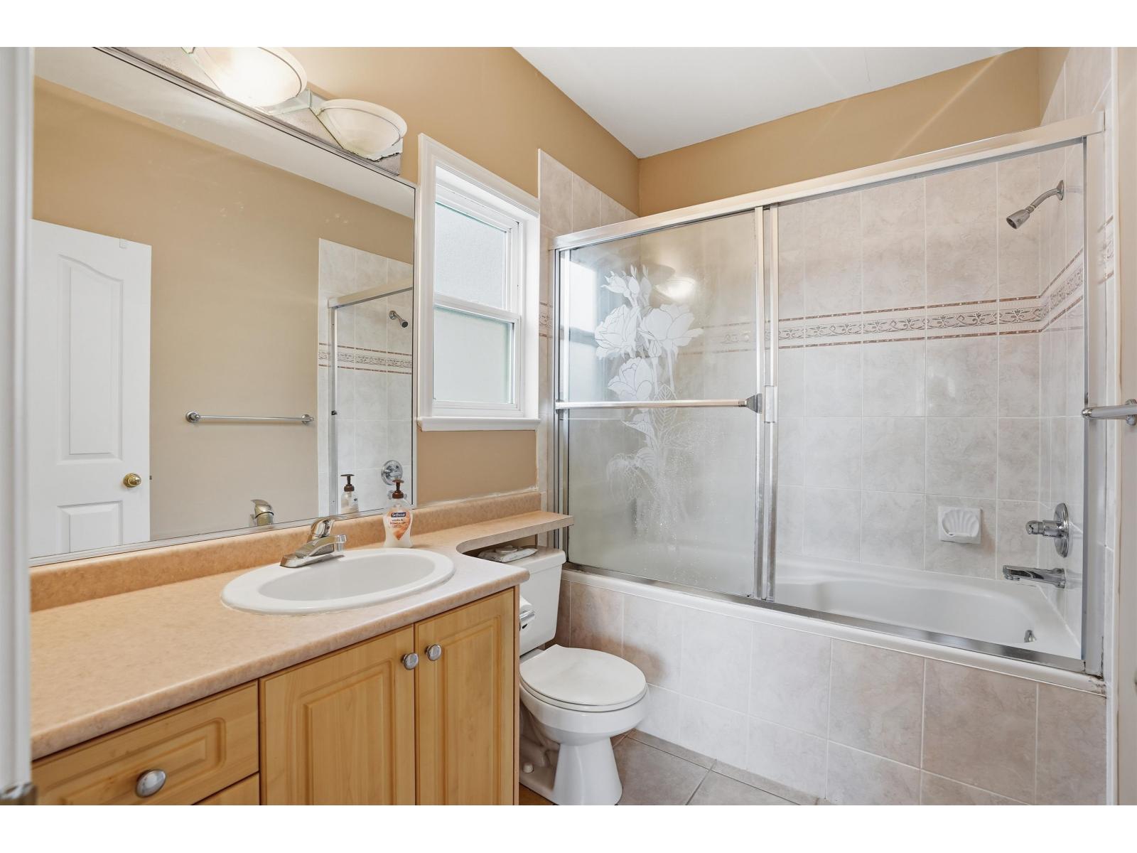 6593 125a Street, Surrey, British Columbia  V3W 6S9 - Photo 13 - R3089502