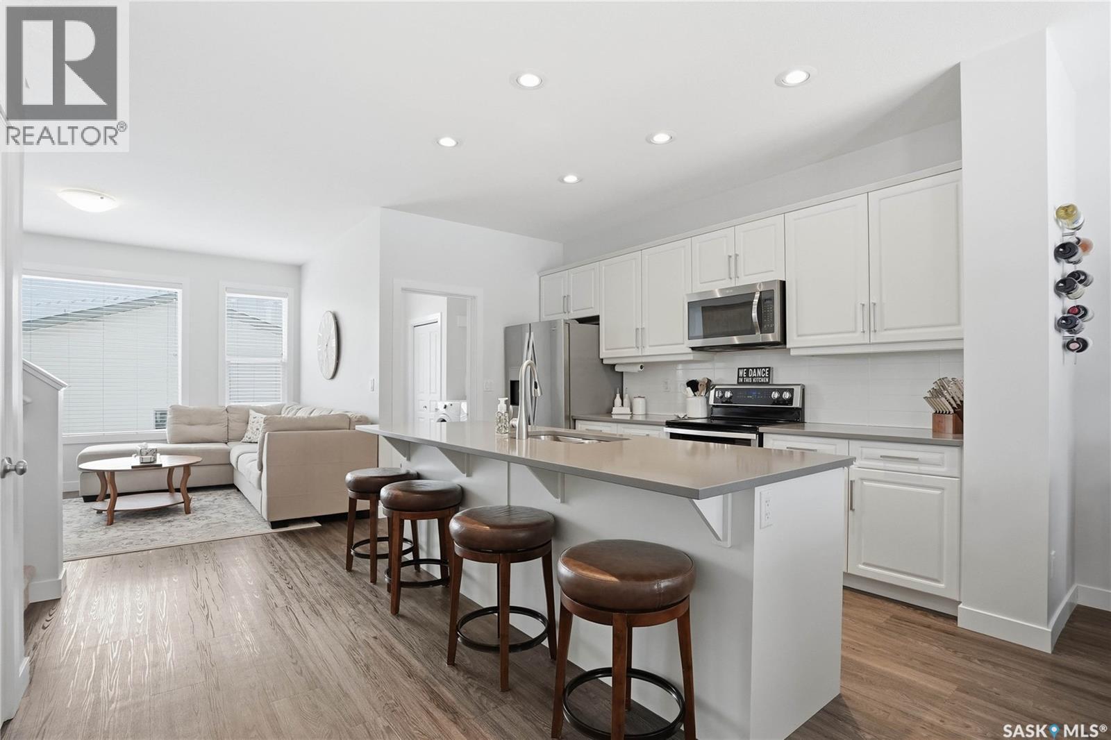 675 Secord Bend, Saskatoon, Saskatchewan  S7V 0M3 - Photo 6 - SK030399