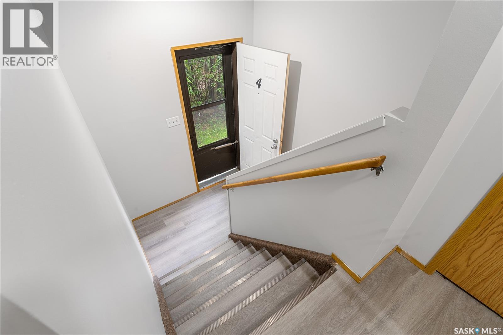 529 8th Street E, Prince Albert, Saskatchewan  S6V 0W5 - Photo 11 - SK030309