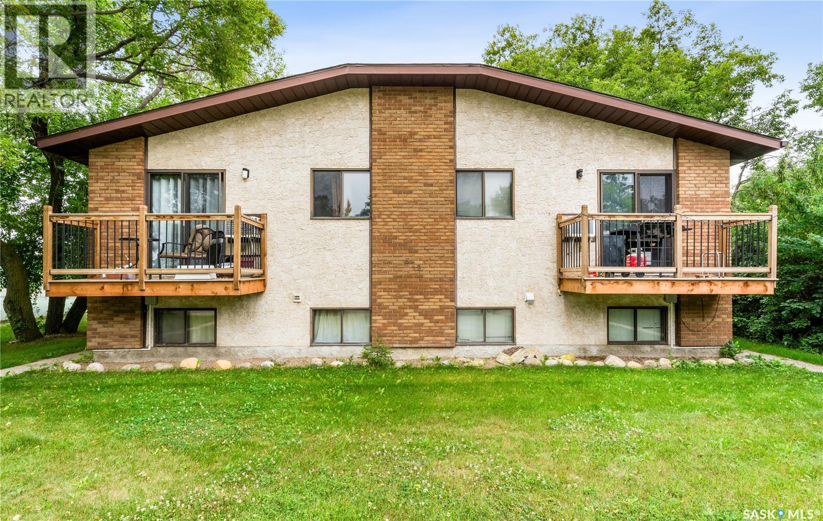 529 8th Street E, Prince Albert, Saskatchewan  S6V 0W5 - Photo 2 - SK030309