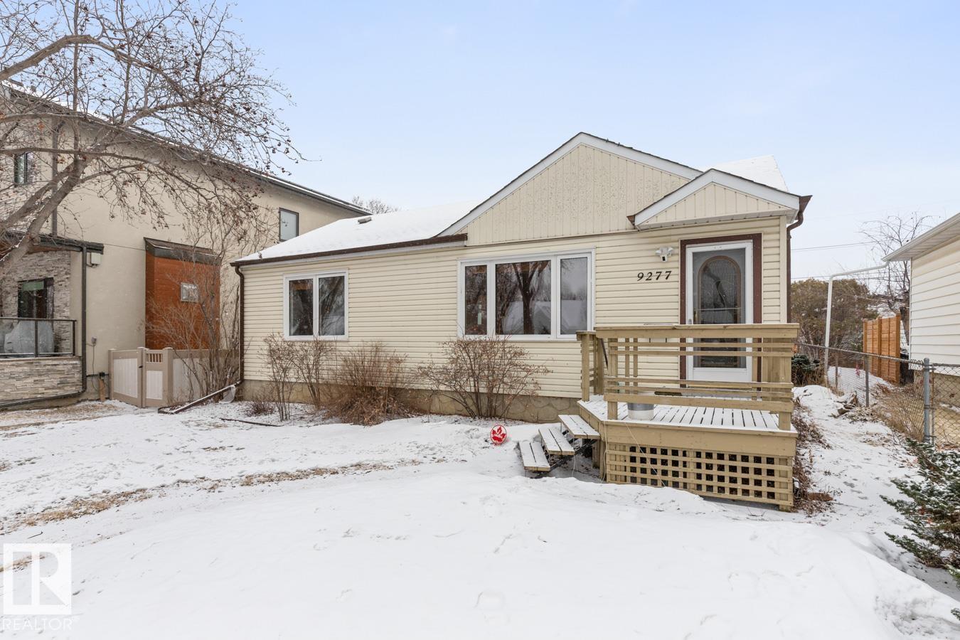 9277 86 St Nw, Edmonton, Alberta  T6C 3E7 - Photo 2 - E4477379