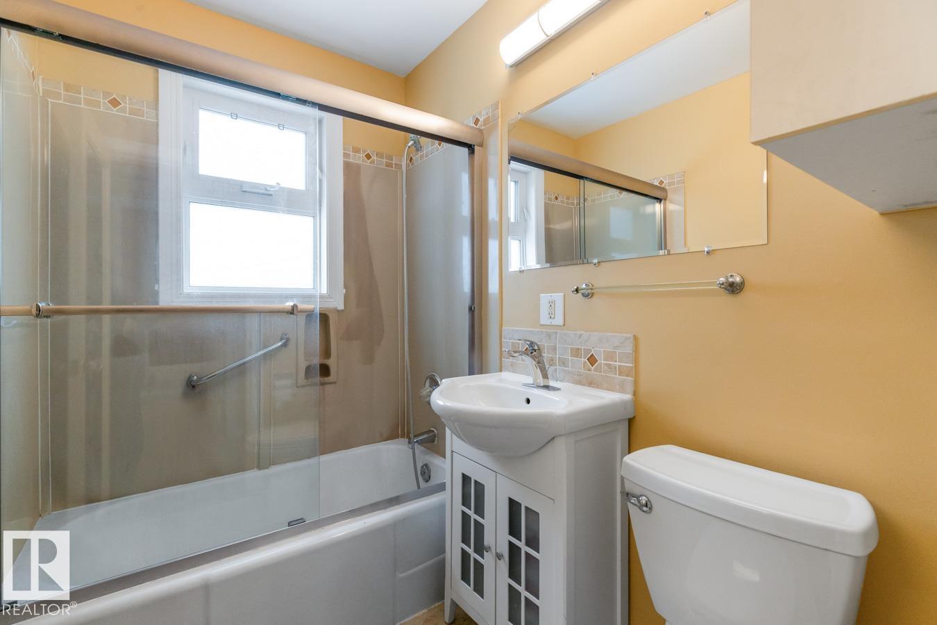 9277 86 St Nw, Edmonton, Alberta  T6C 3E7 - Photo 20 - E4477379