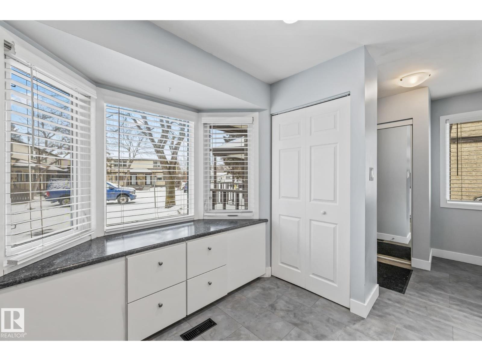 2149 141 Av Nw, Edmonton, Alberta  T5Y 1C4 - Photo 8 - E4477380