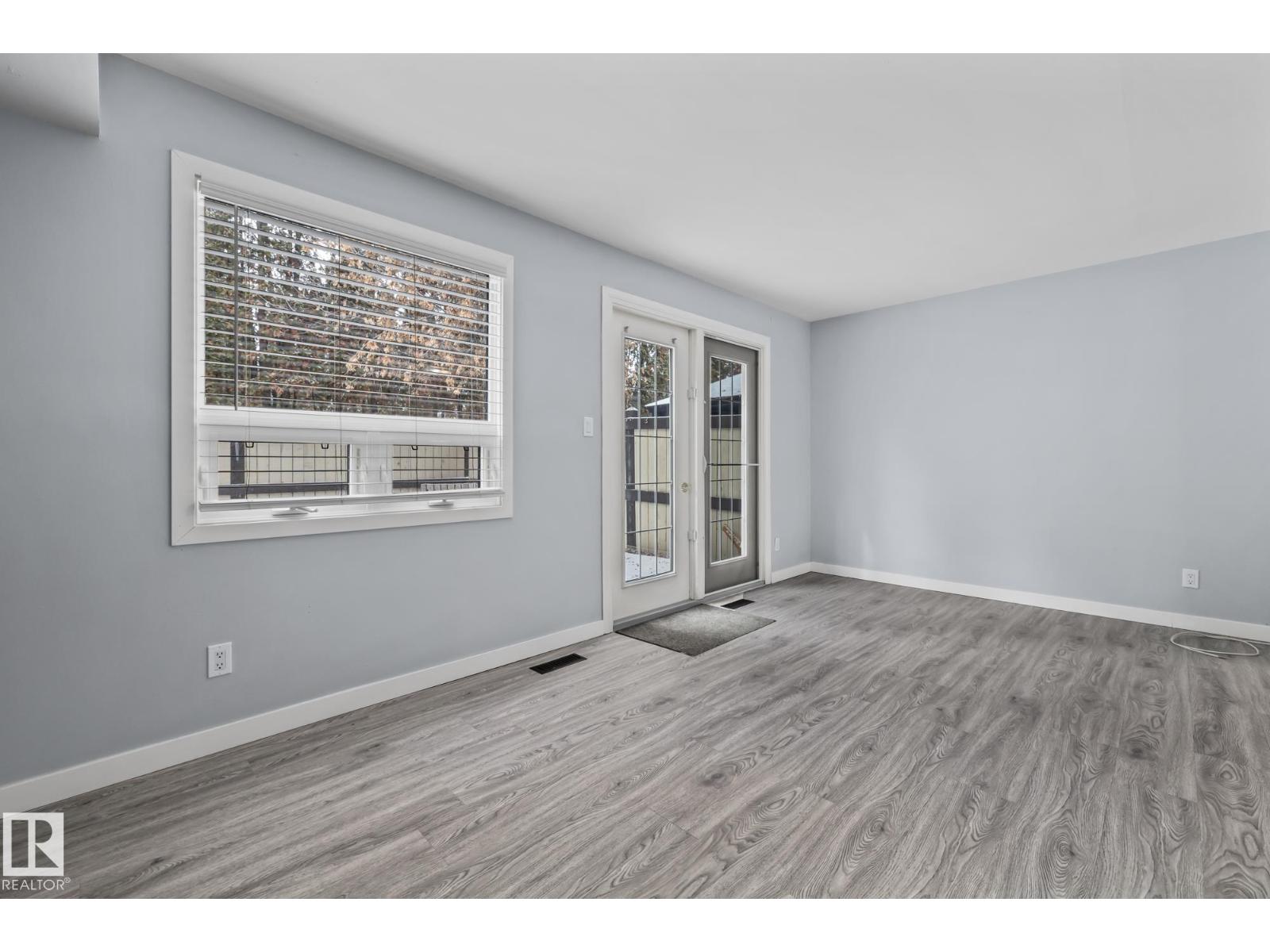 2149 141 Av Nw, Edmonton, Alberta  T5Y 1C4 - Photo 4 - E4477380