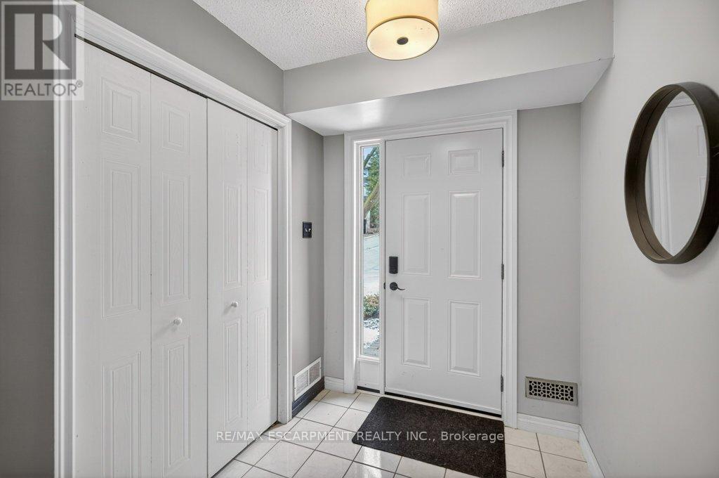 1 - 1548 Richmond Street, London North (North G), Ontario  N6G 4W7 - Photo 6 - X12880852