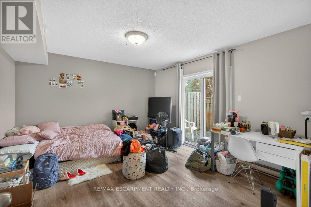 1 - 1548 Richmond Street, London North (North G), Ontario  N6G 4W7 - Photo 8 - X12880852