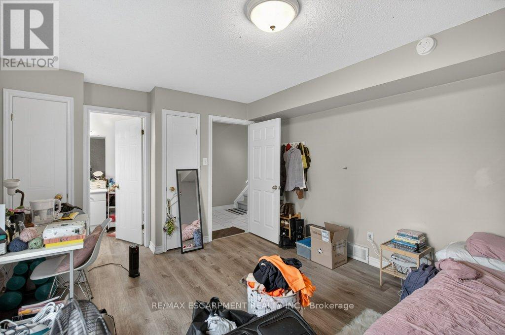 1 - 1548 Richmond Street, London North (North G), Ontario  N6G 4W7 - Photo 9 - X12880852