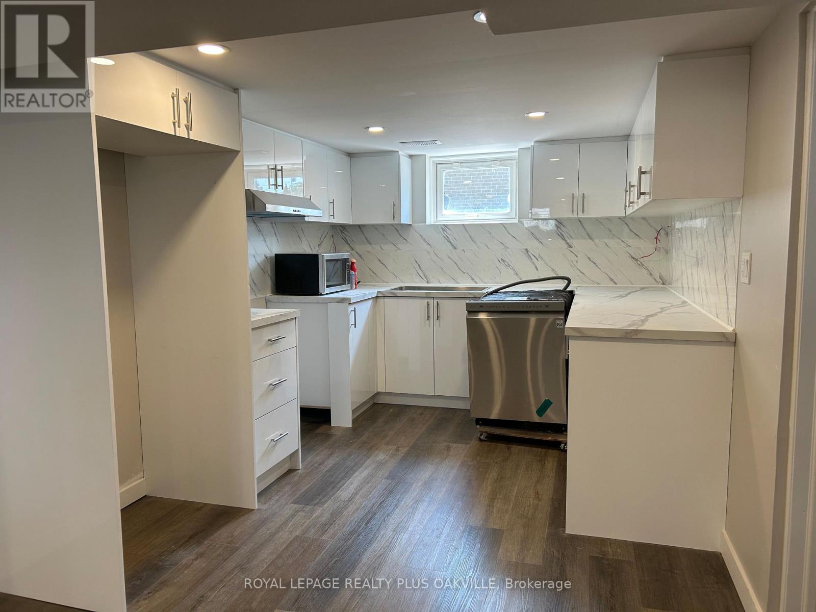 Bsmt - 269 West 5th Street N, Hamilton, Ontario  L9C 3N9 - Photo 5 - X12880890