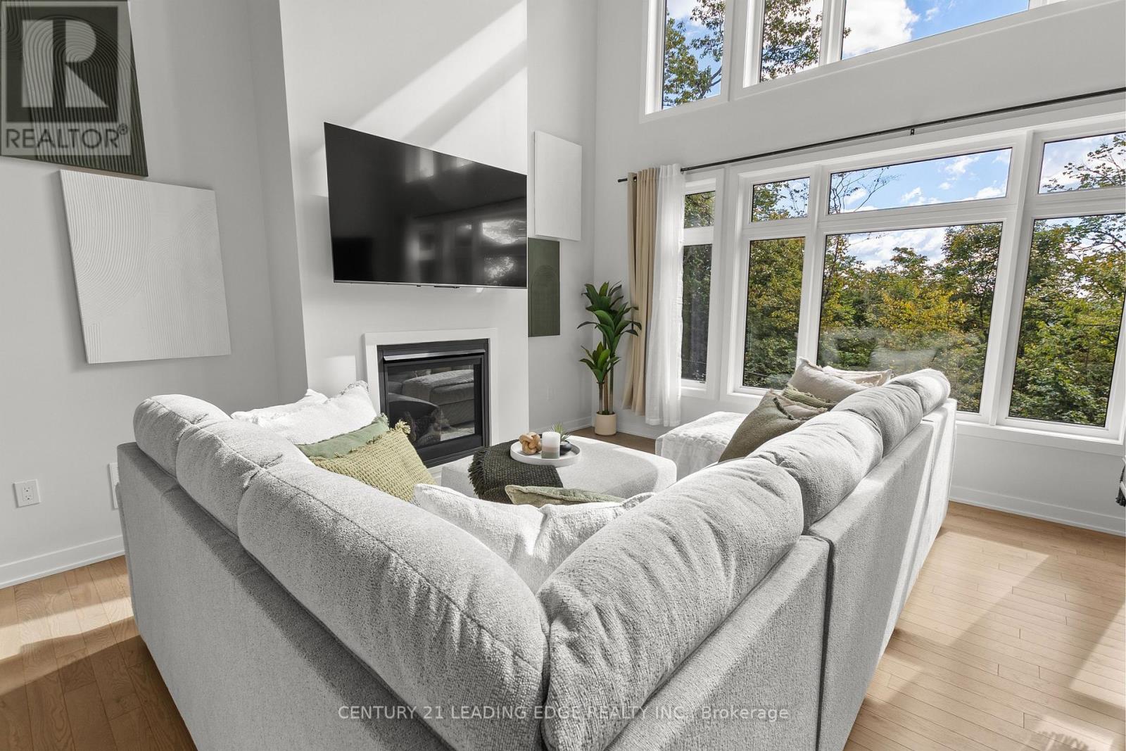 1023 Kingsridge Court, Lake Of Bays (Franklin), Ontario  P1H 0K1 - Photo 15 - X12880908