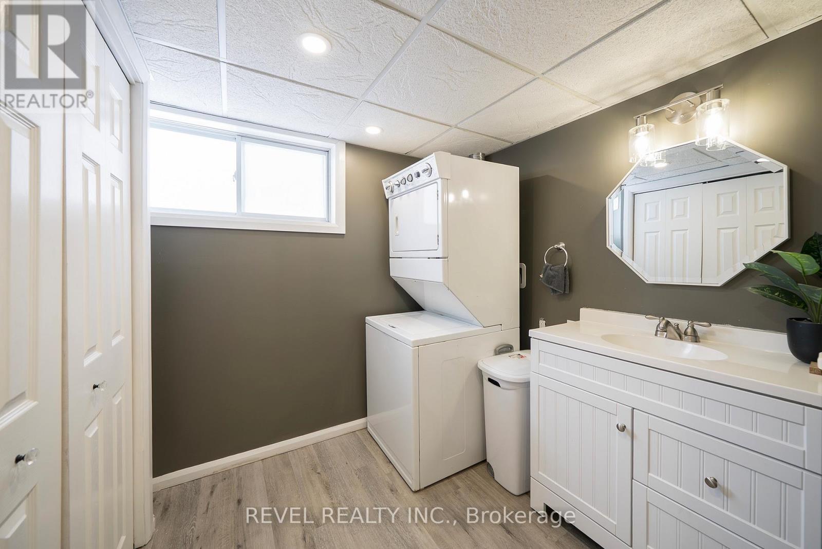 44 Shalfleet Boulevard, Brantford, Ontario  N3R 6L6 - Photo 29 - X12880912