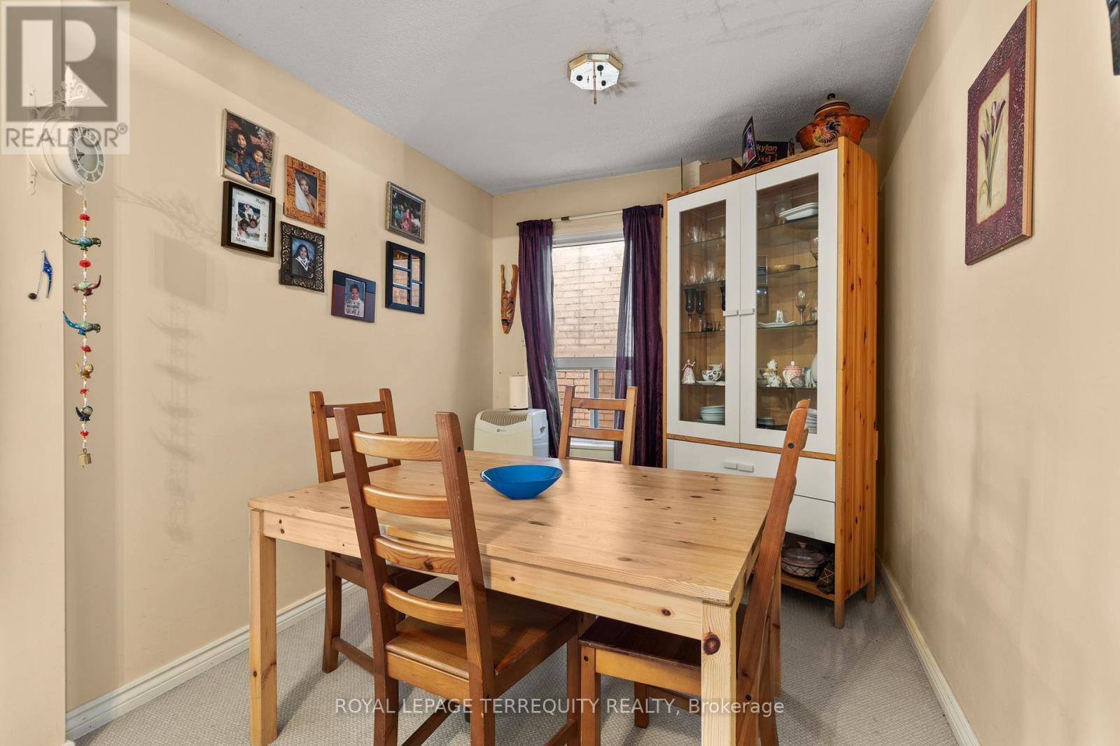 36 East 24th Street, Hamilton, Ontario  L8V 2X7 - Photo 6 - X12880922