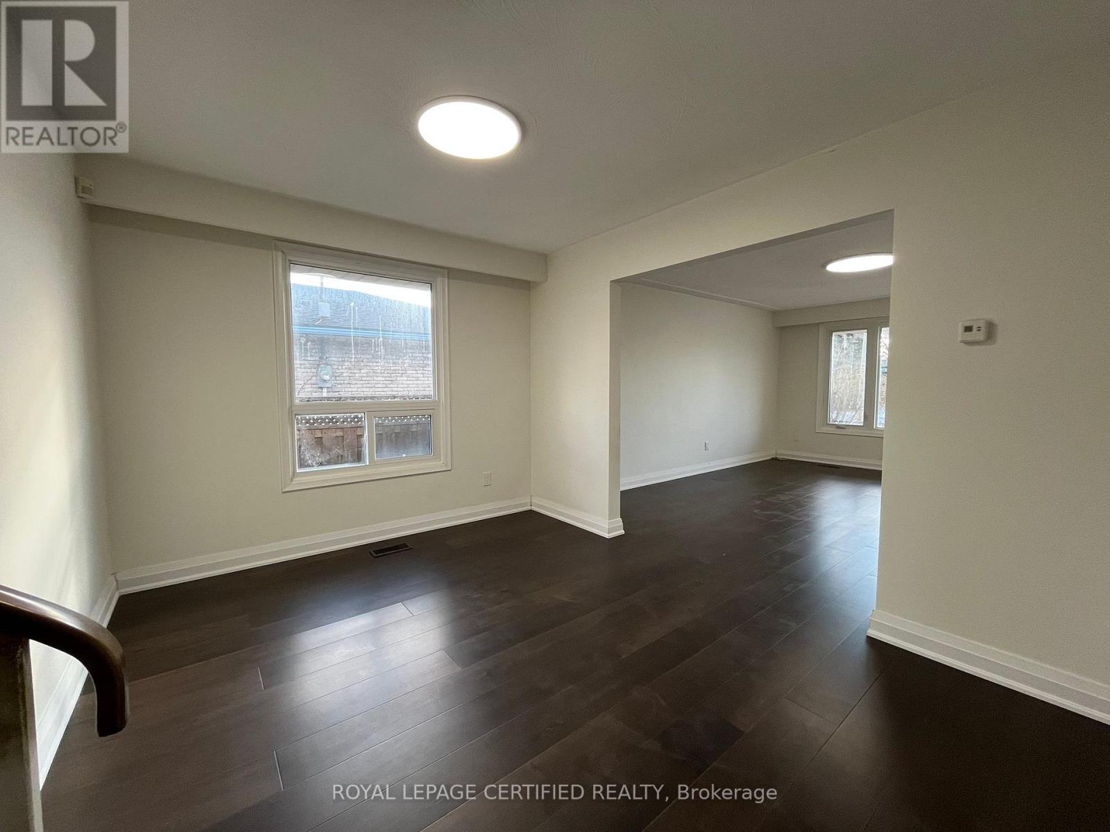 617 West 5th Street, Hamilton, Ontario  L9C 3R1 - Photo 5 - X12880932