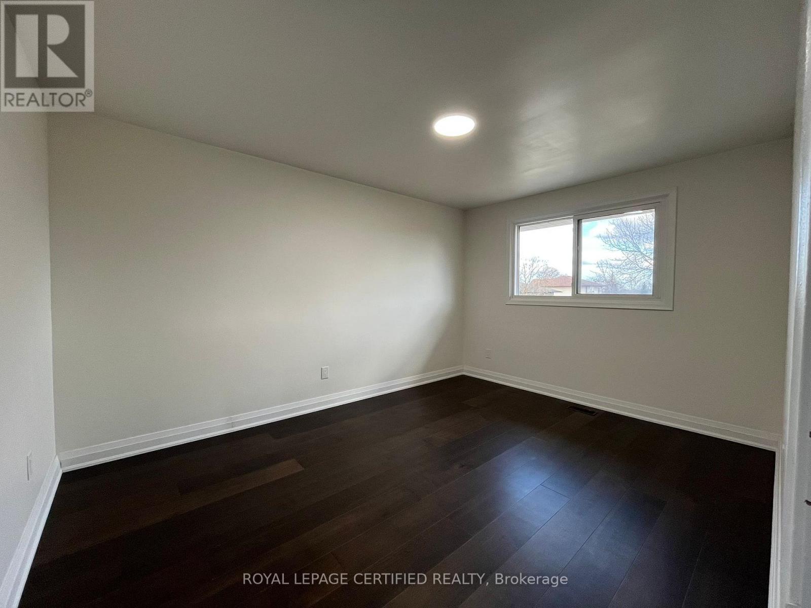 617 West 5th Street, Hamilton, Ontario  L9C 3R1 - Photo 8 - X12880932