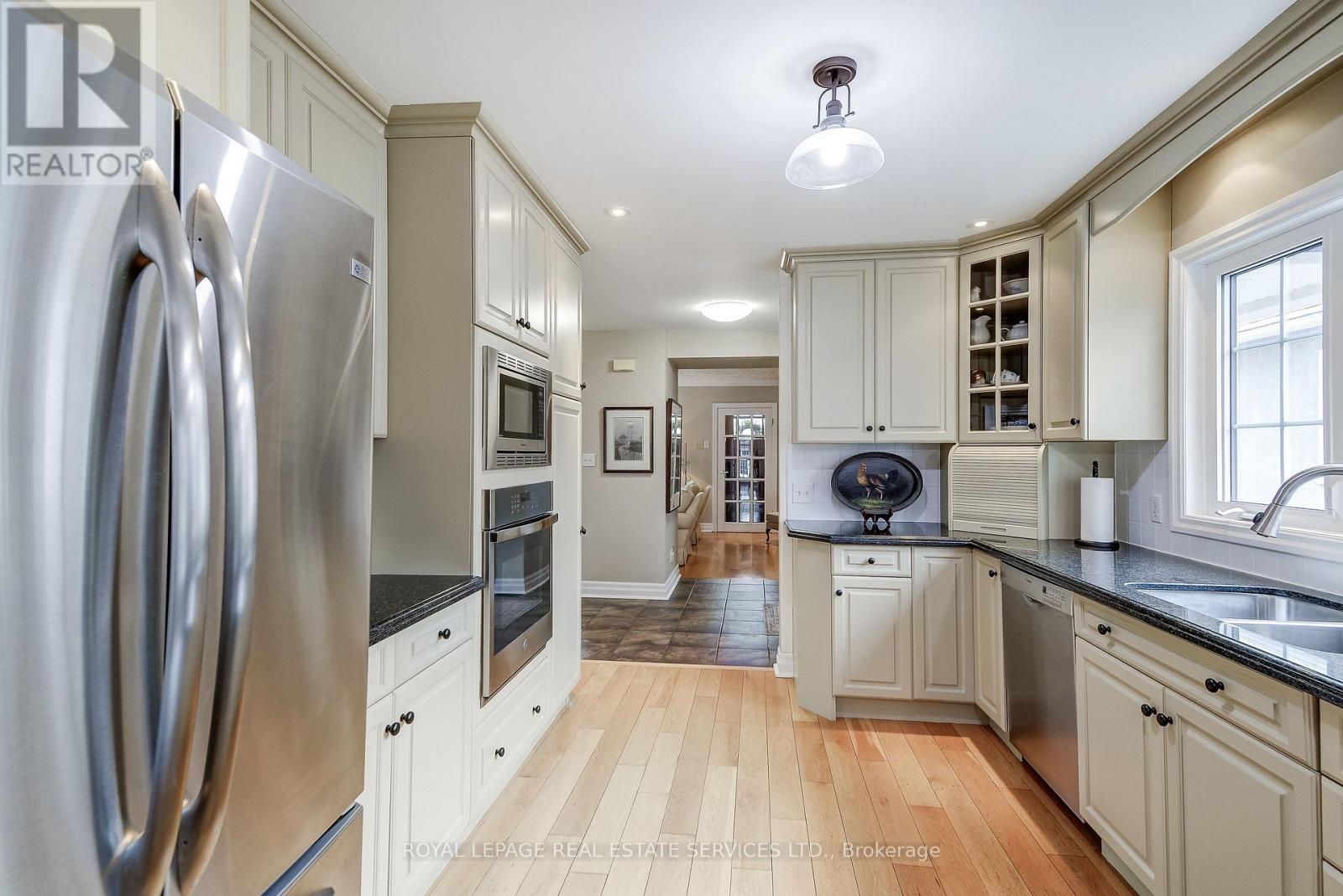 58 South Drive, St. Catharines, Ontario  L2R 4V2 - Photo 12 - X12881006