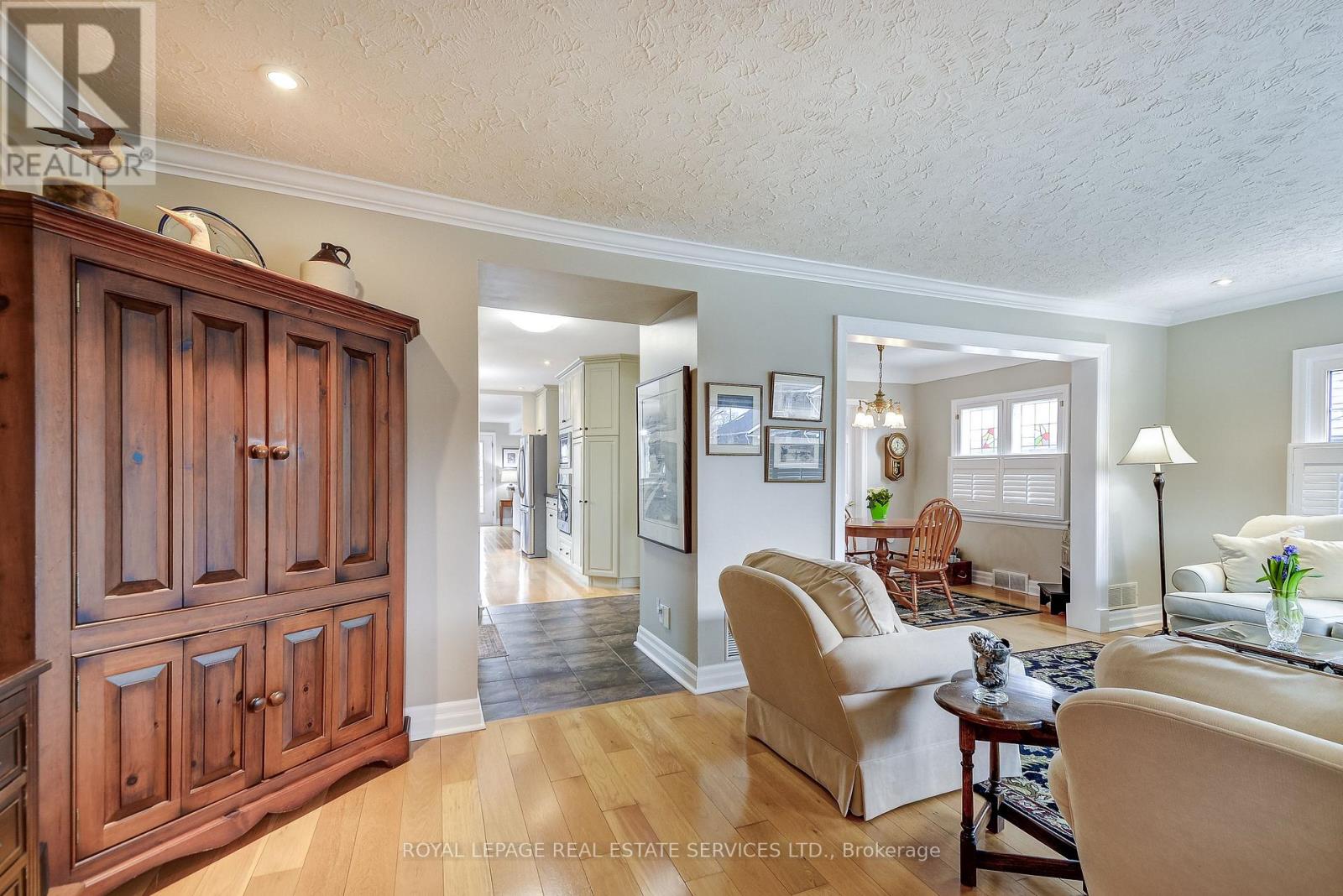 58 South Drive, St. Catharines, Ontario  L2R 4V2 - Photo 6 - X12881006