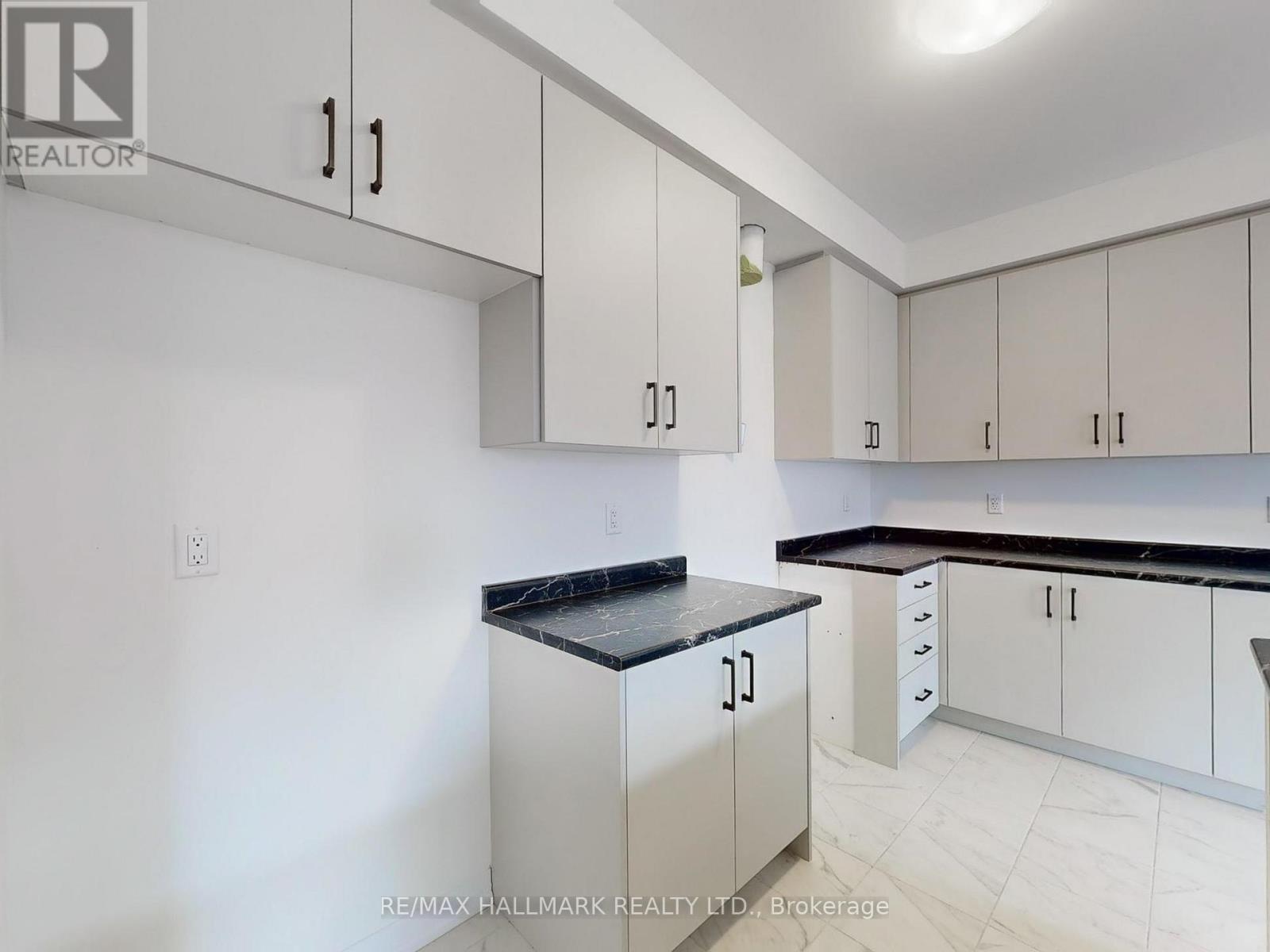 40 Velvet Way, Thorold (Rolling Meadows), Ontario  L2V 0P3 - Photo 12 - X12881024