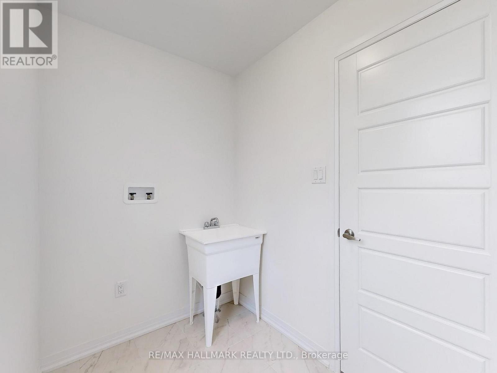 40 Velvet Way, Thorold (Rolling Meadows), Ontario  L2V 0P3 - Photo 19 - X12881024