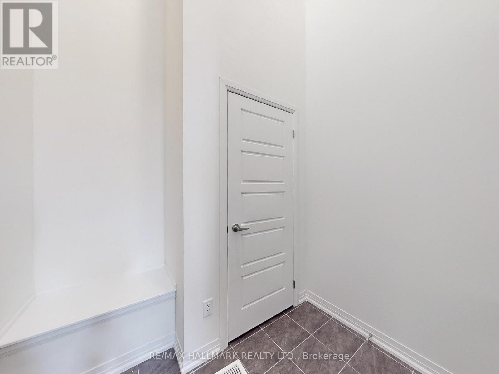 40 Velvet Way, Thorold (Rolling Meadows), Ontario  L2V 0P3 - Photo 20 - X12881024