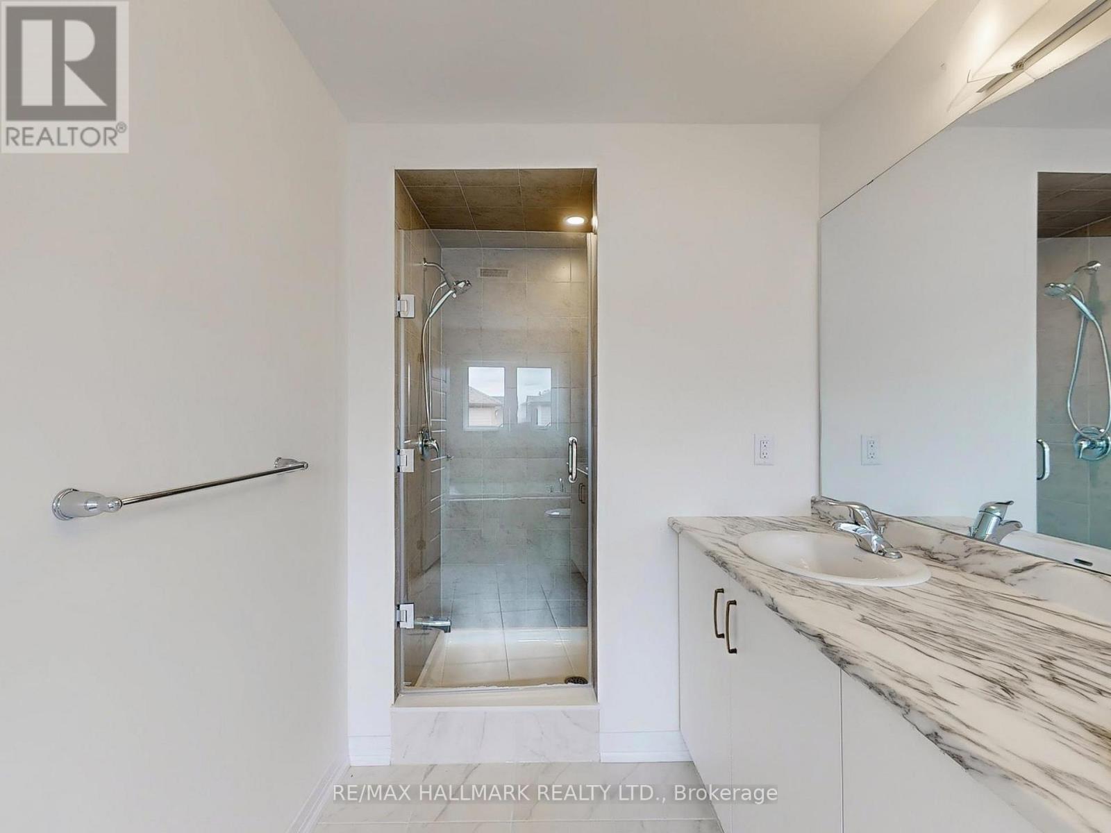 40 Velvet Way, Thorold (Rolling Meadows), Ontario  L2V 0P3 - Photo 30 - X12881024