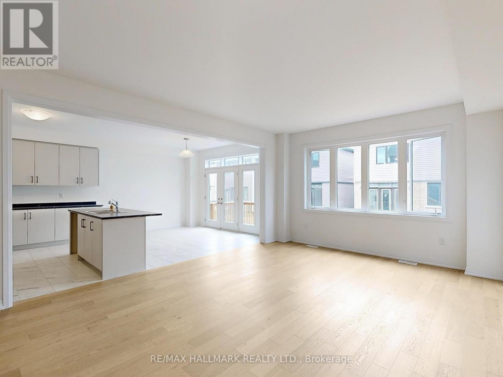 40 Velvet Way, Thorold (Rolling Meadows), Ontario  L2V 0P3 - Photo 4 - X12881024