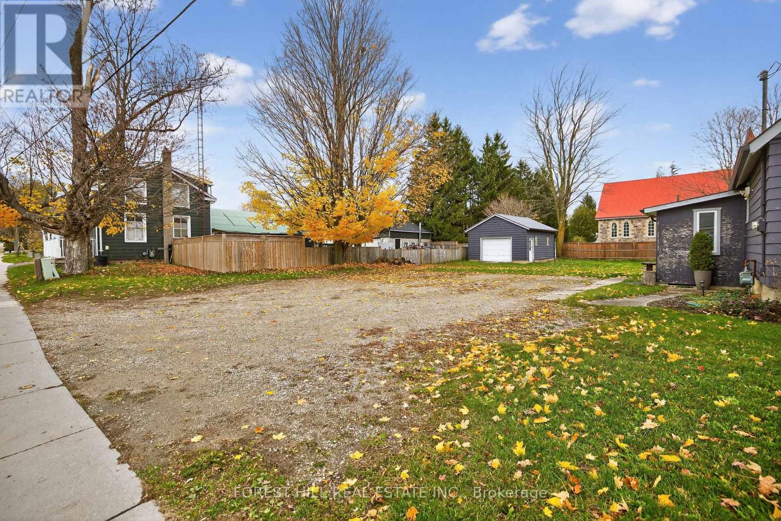 3 Elora Street N, Mapleton, Ontario  N0B 1A0 - Photo 4 - X12881048