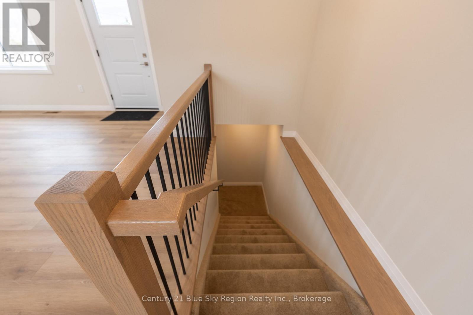 201 Talon Crescent, Bonfield, Ontario  P0H 2E0 - Photo 18 - X12538260