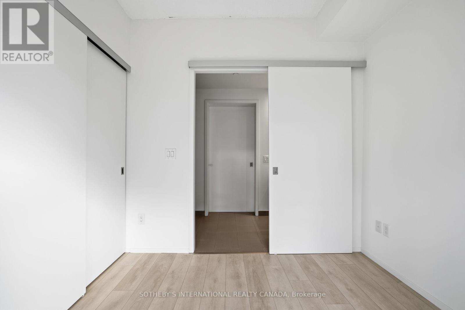 2401 - 159 Dundas Street E, Toronto, Ontario  M5B 1E4 - Photo 22 - C12880650