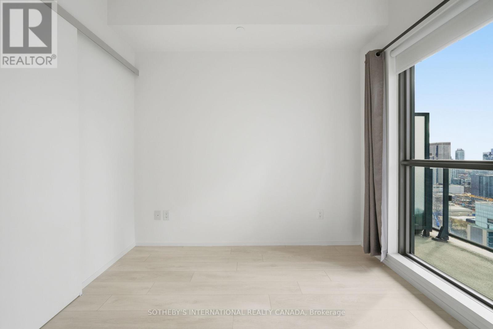 2401 - 159 Dundas Street E, Toronto, Ontario  M5B 1E4 - Photo 16 - C12880650