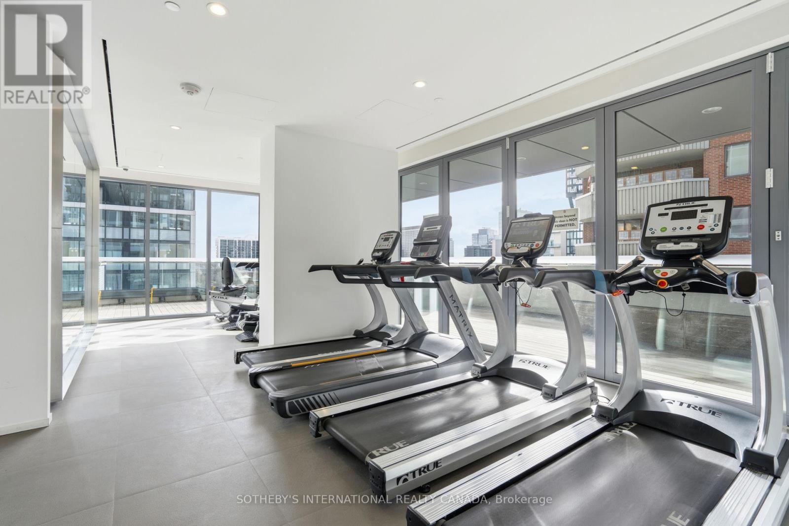 2401 - 159 Dundas Street E, Toronto, Ontario  M5B 1E4 - Photo 39 - C12880650