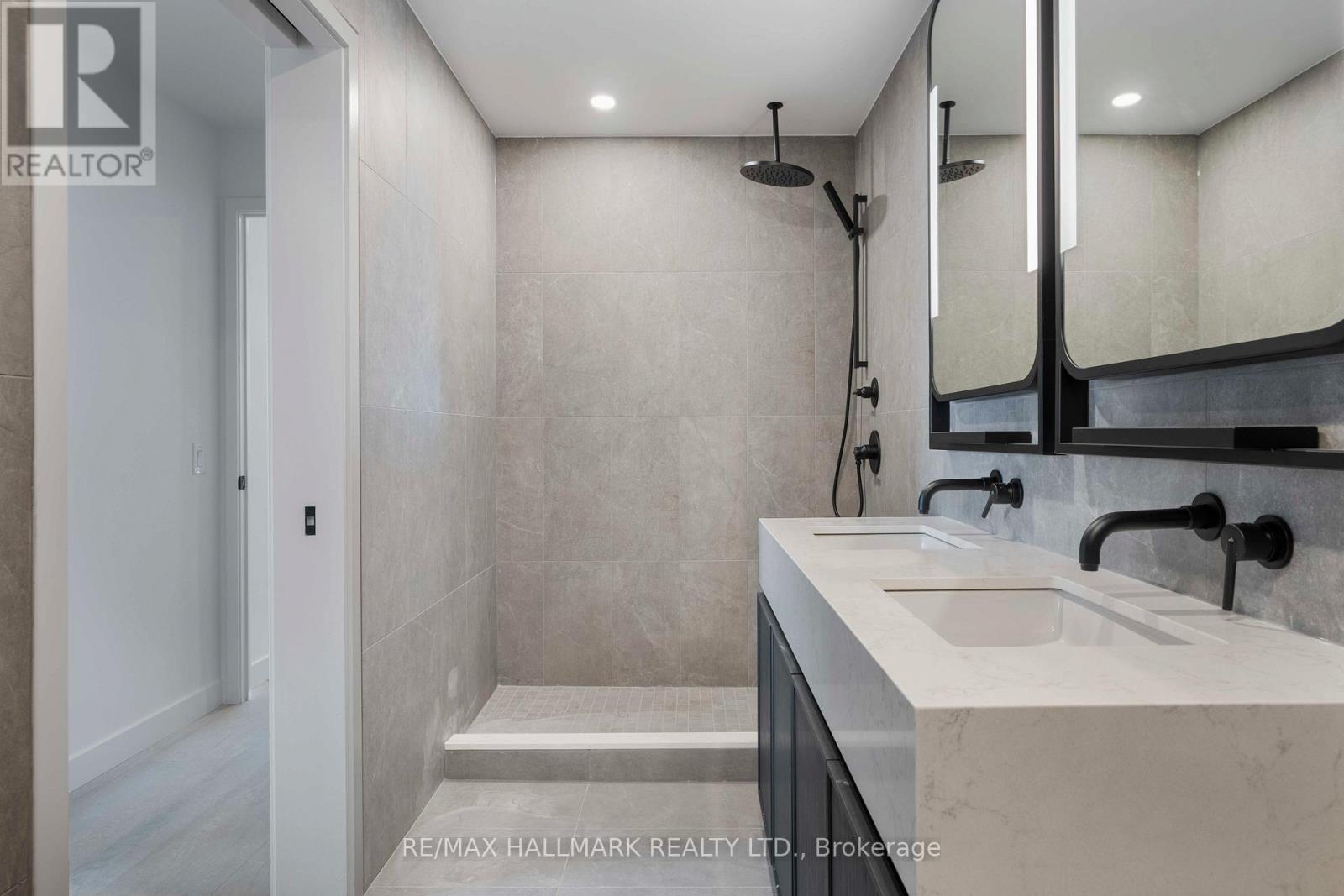 1310 - 1050 Eastern Avenue, Toronto, Ontario  M4L 0B7 - Photo 17 - E12879488