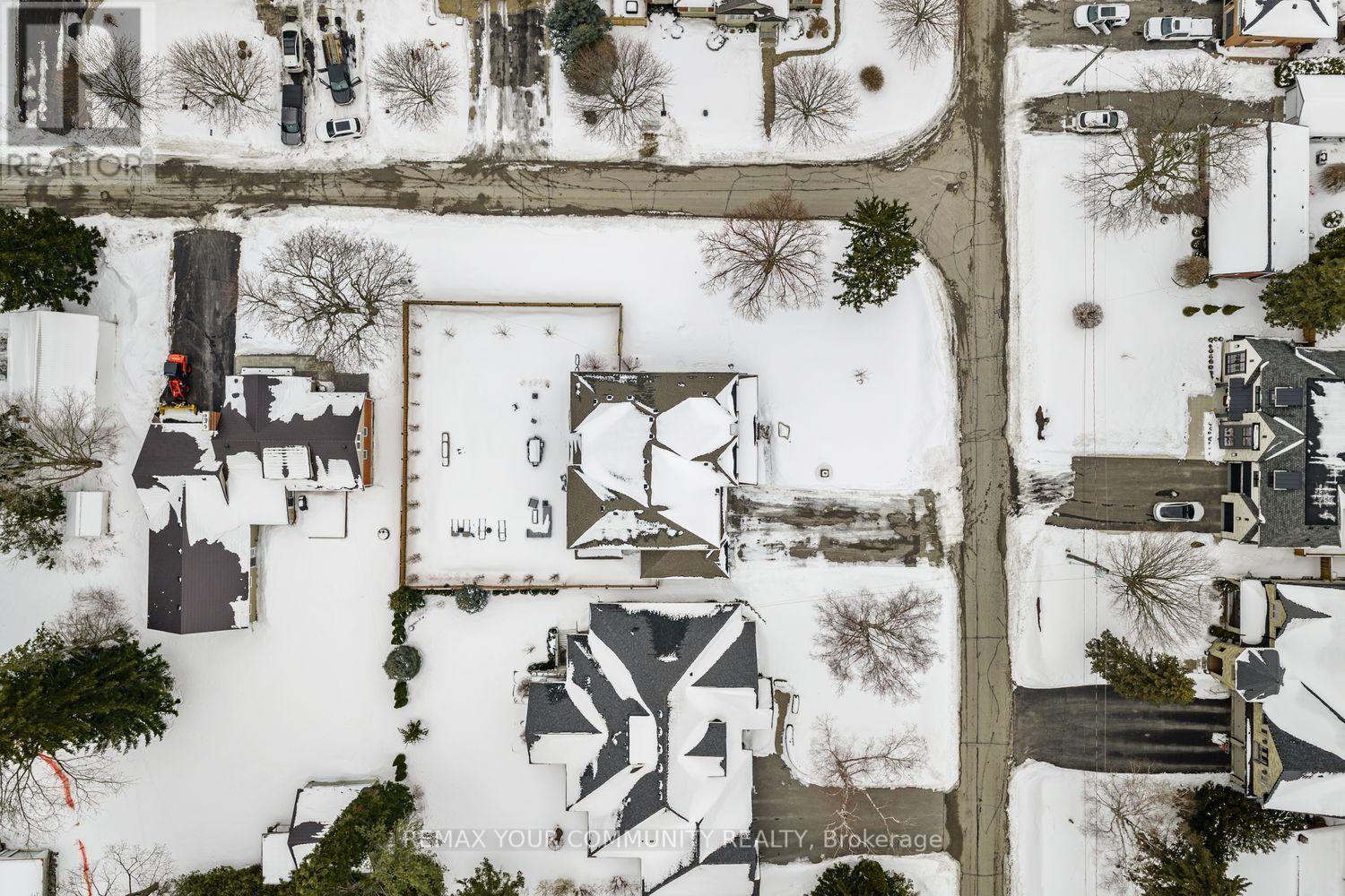 33 North Street, Whitby, Ontario  L1M 1C2 - Photo 44 - E12835010