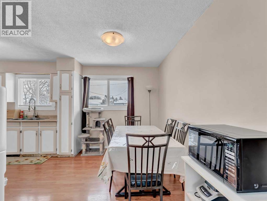 813 2 Street Se, Redcliff, Alberta  T0J 2P0 - Photo 9 - A2291988