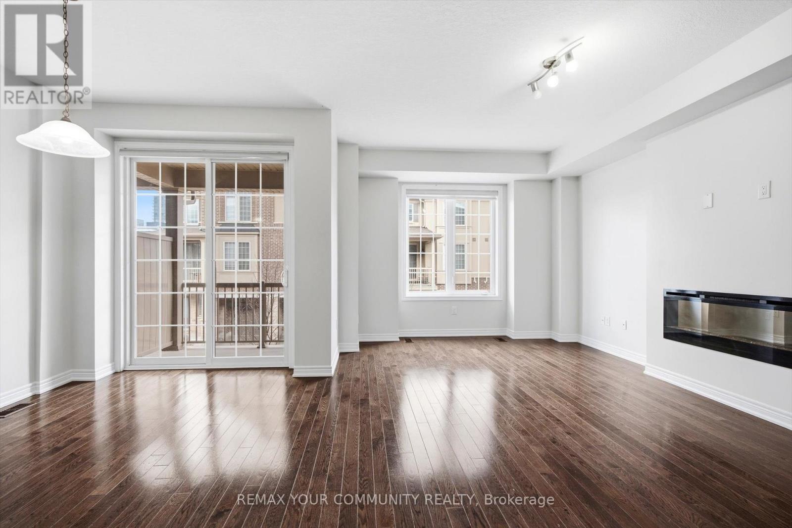 380 Cranbrook Common, Oakville, Ontario  L6H 0P8 - Photo 10 - W12705232