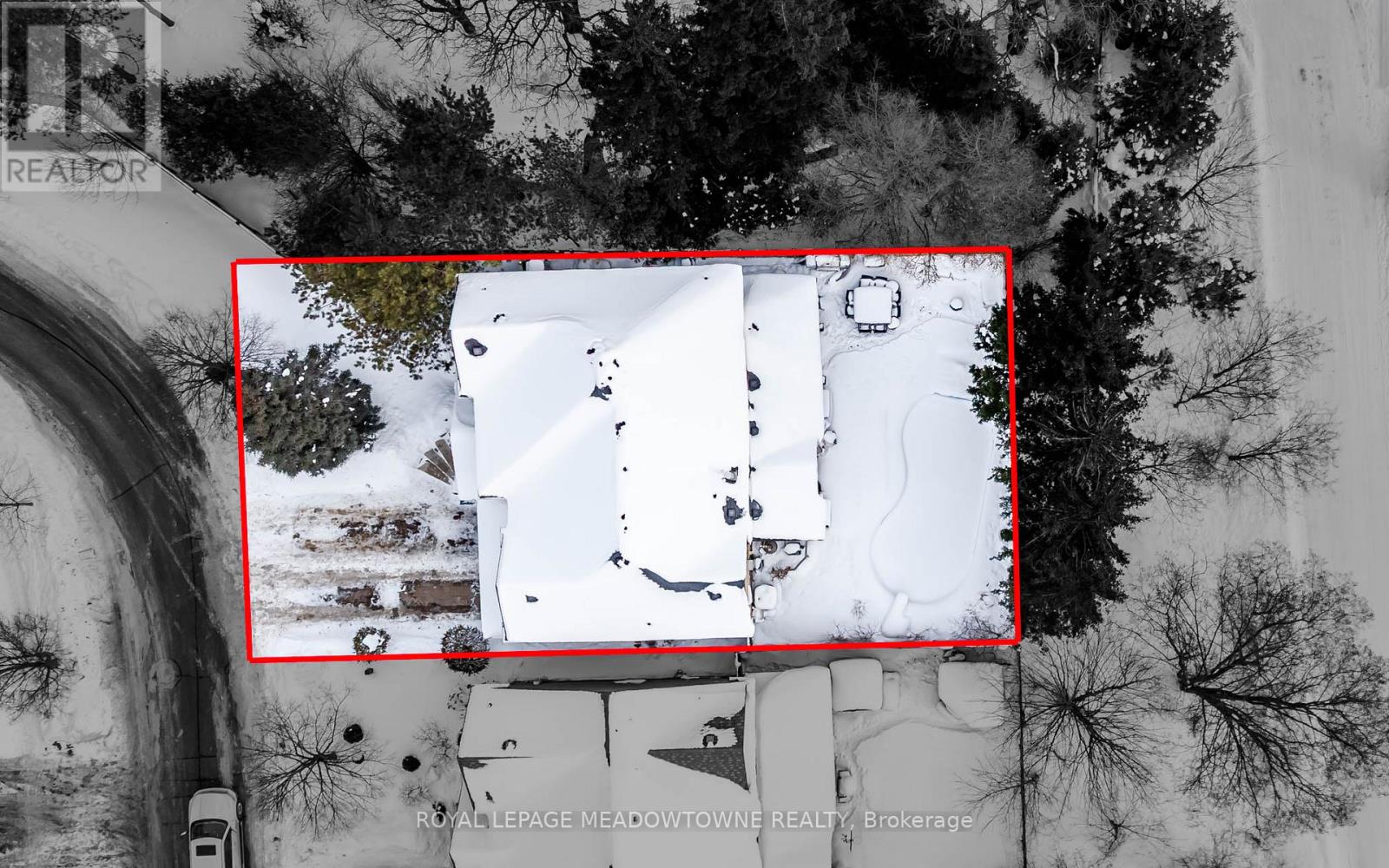 19 Grist Mill Drive, Halton Hills, Ontario  L7G 6C2 - Photo 3 - W12771162