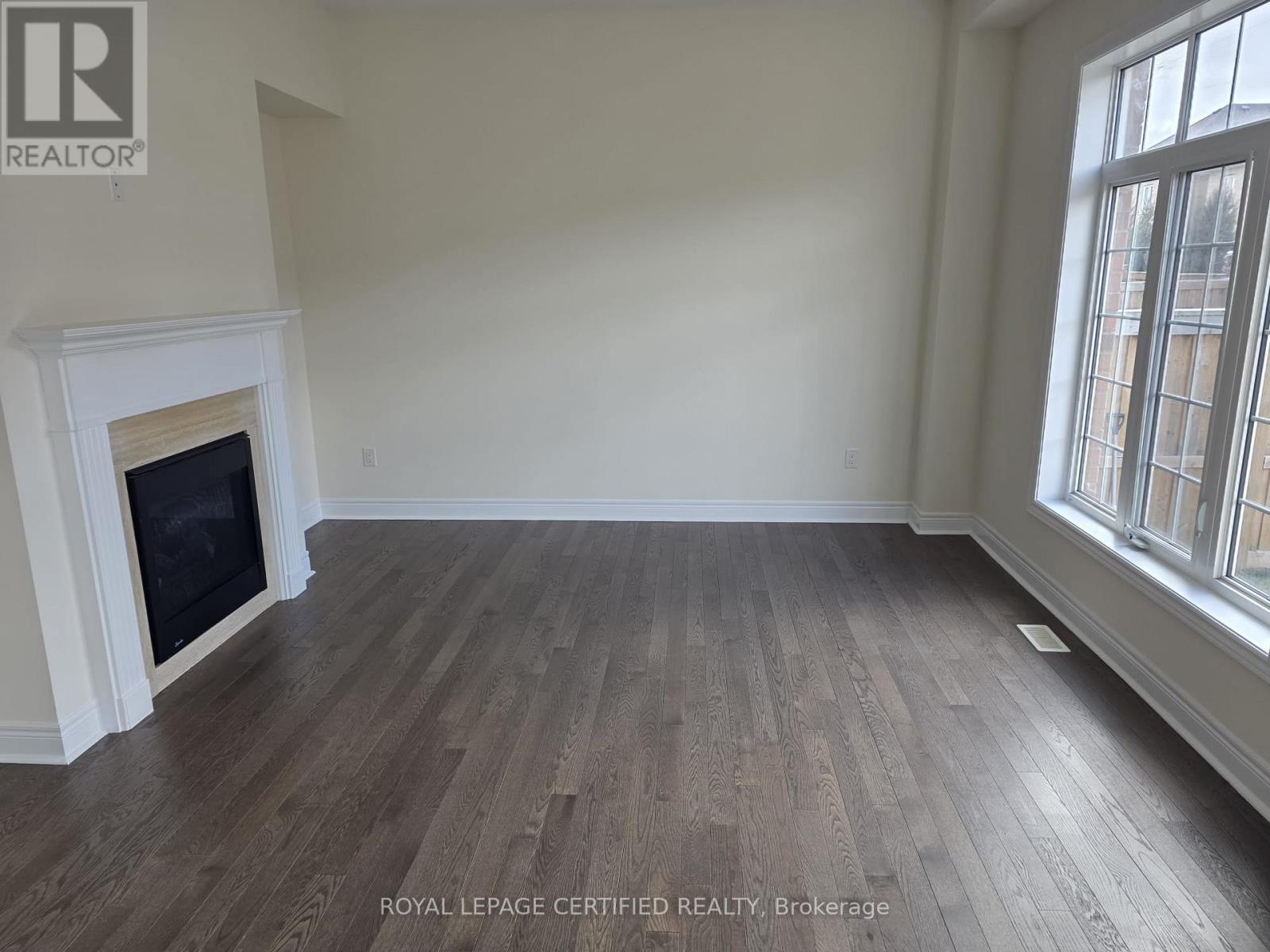 15151 Danby Road, Halton Hills, Ontario  L7G 0H6 - Photo 8 - W12873468