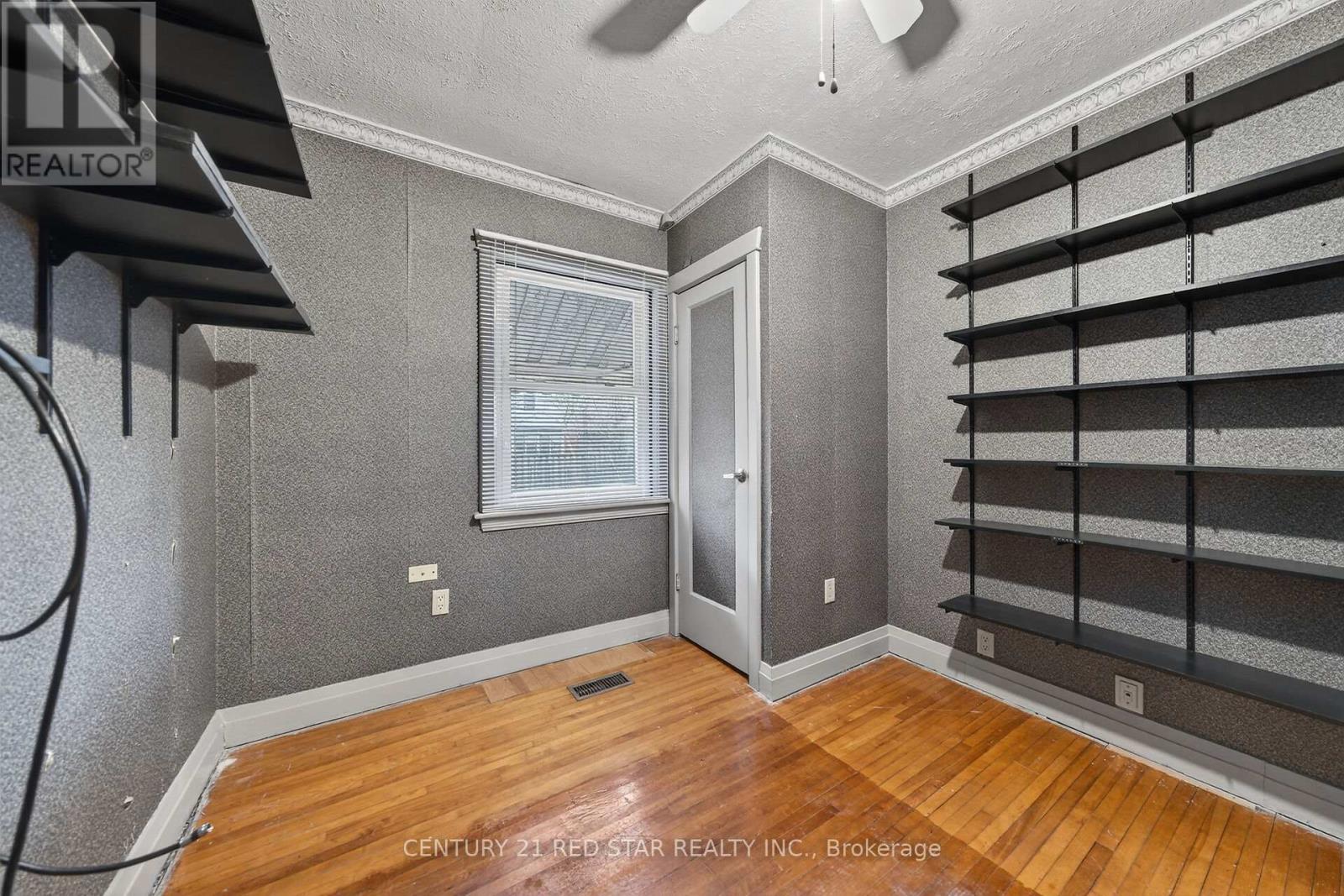 210 Huxley Avenue S, Hamilton, Ontario  L8K 2R3 - Photo 14 - X12881052