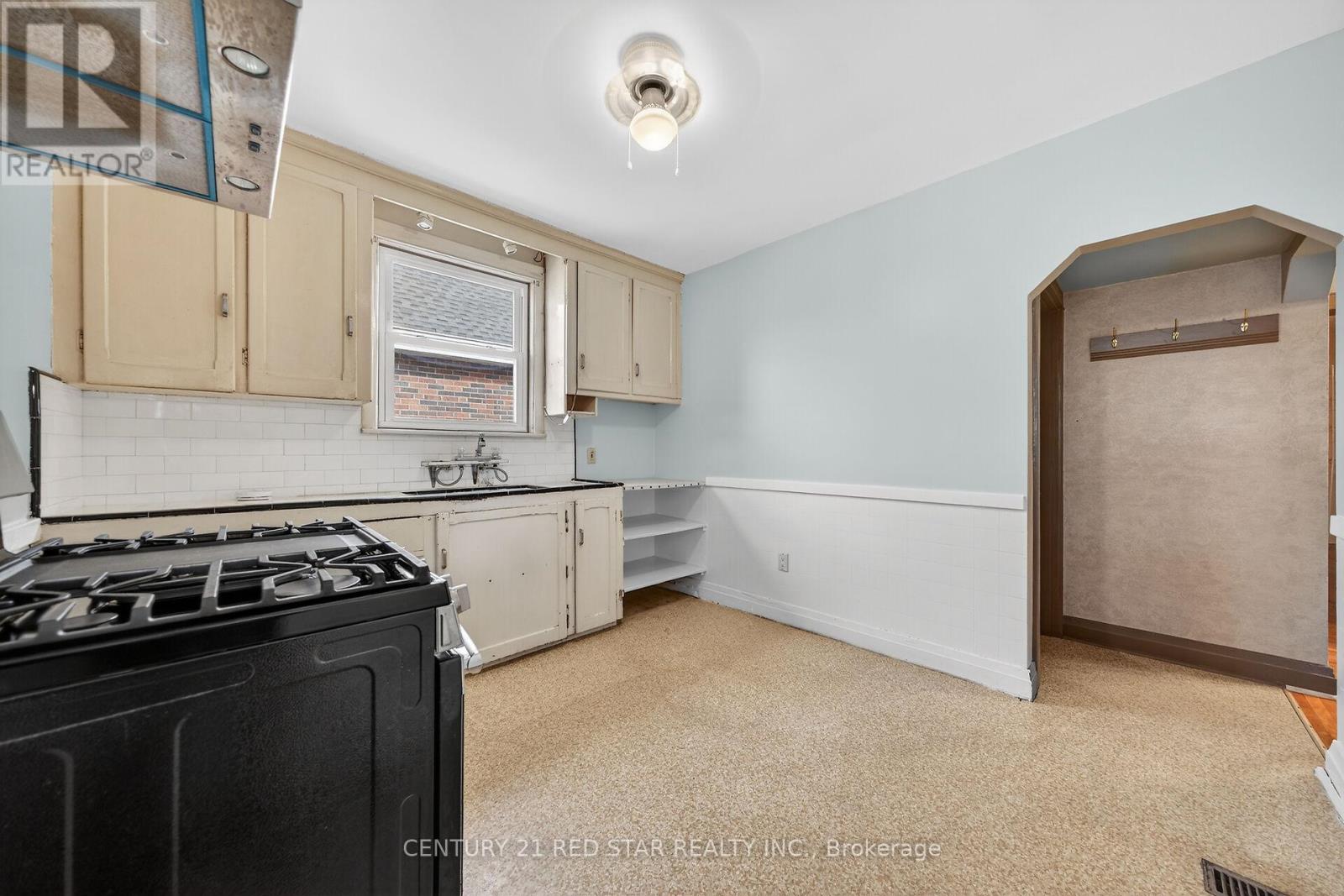 210 Huxley Avenue S, Hamilton, Ontario  L8K 2R3 - Photo 19 - X12881052