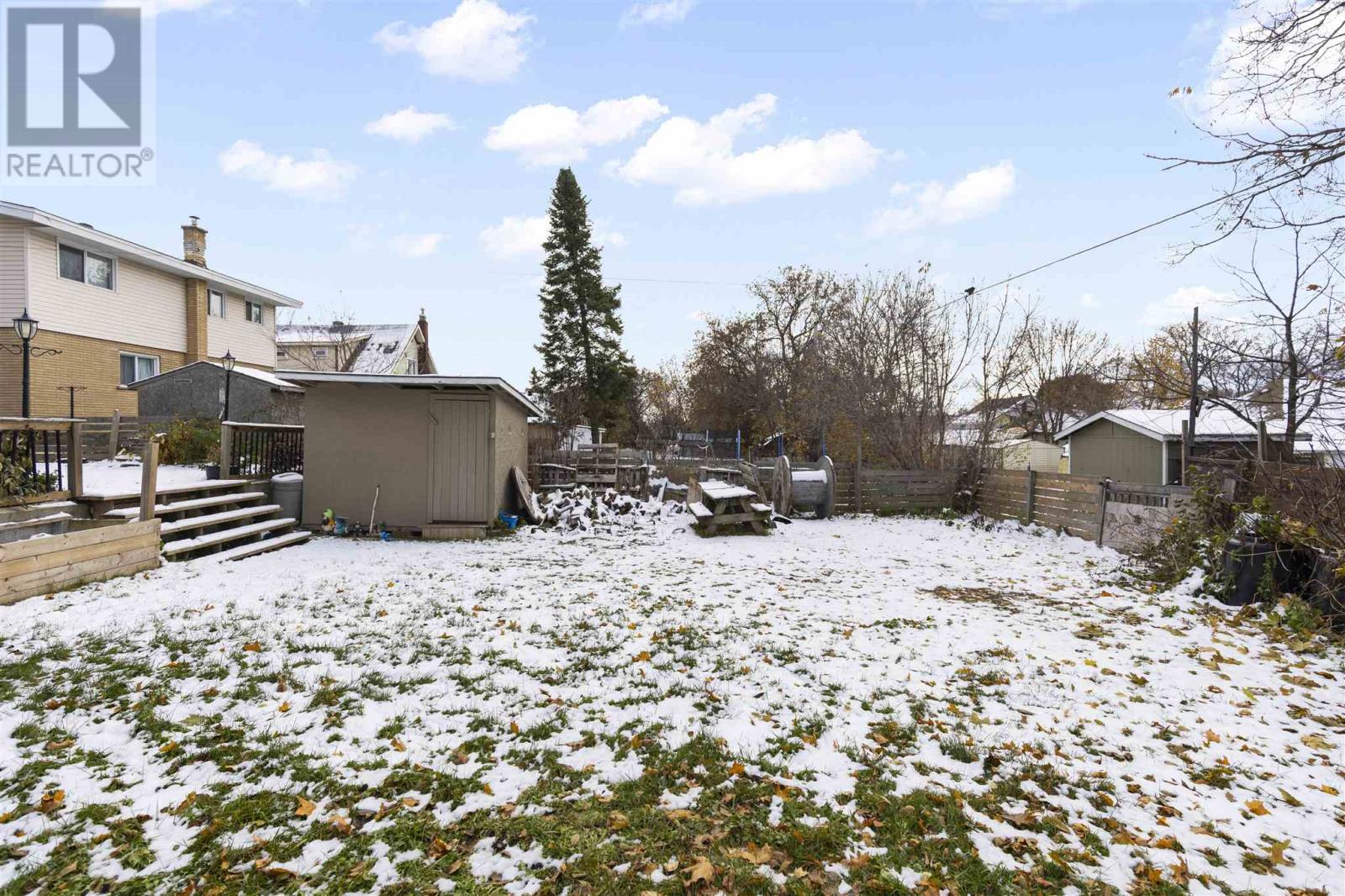 195 Maple St, Sault Ste. Marie, Ontario  P6B 2H9 - Photo 35 - SM253237