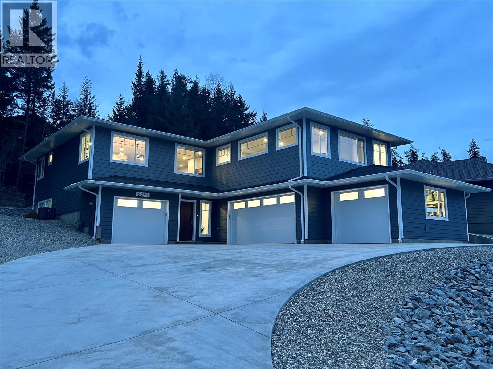 2763 Valleyview Drive, Blind Bay, British Columbia