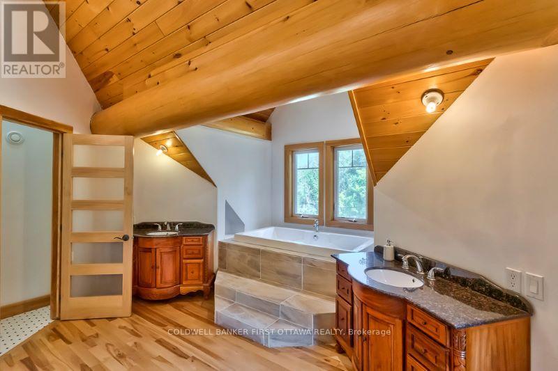 2467 Darling Road, Lanark Highlands, Ontario  K0A 1P0 - Photo 25 - X12880130