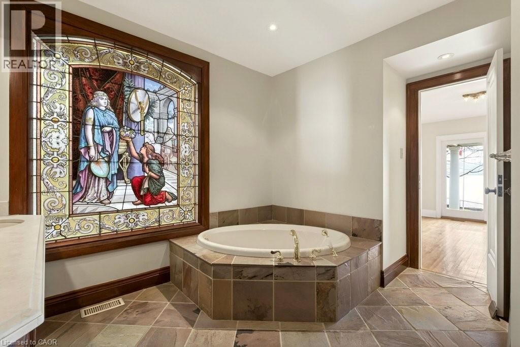 3196 Lakeshore Road, Burlington, Ontario  L7N 1A4 - Photo 20 - 40801836