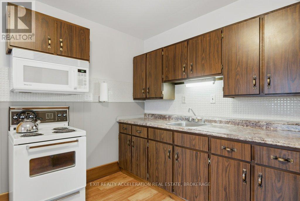 236 East Street, Greater Napanee (Greater Napanee), Ontario  K7R 1T2 - Photo 17 - X12881168