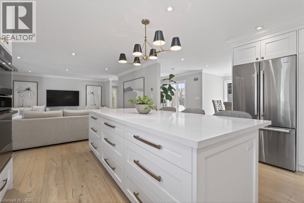 677 King Road, Burlington, Ontario  L7T 3K5 - Photo 14 - 40808575