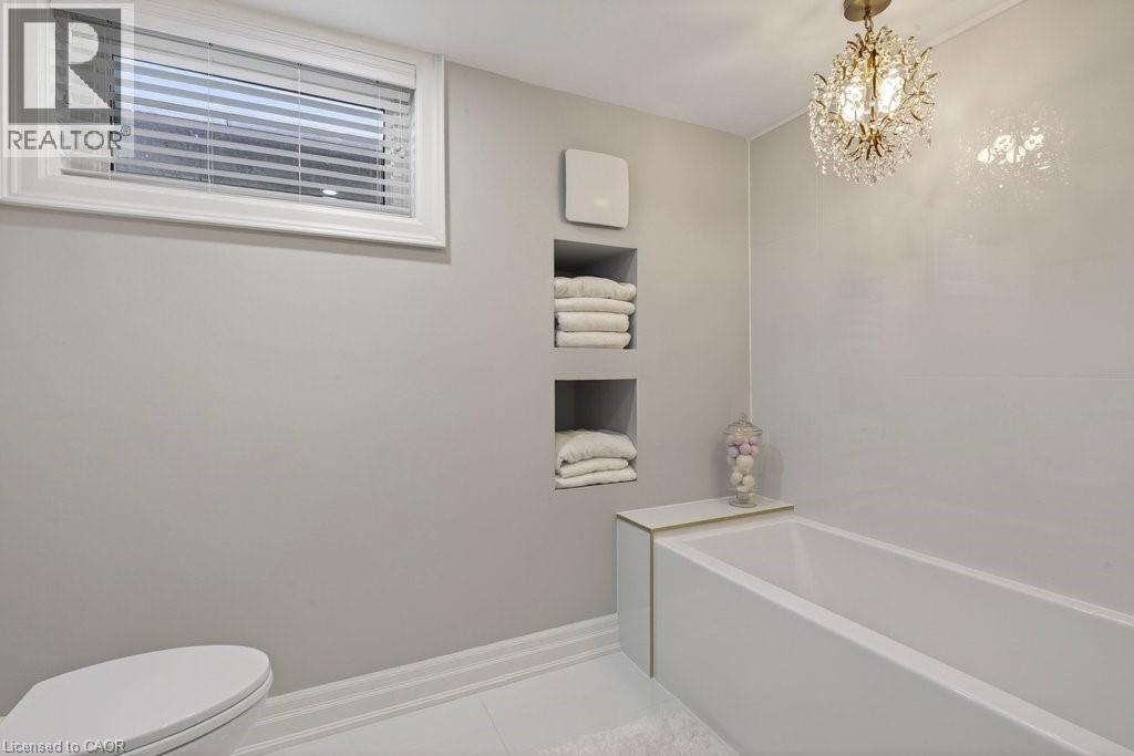 677 King Road, Burlington, Ontario  L7T 3K5 - Photo 38 - 40808575