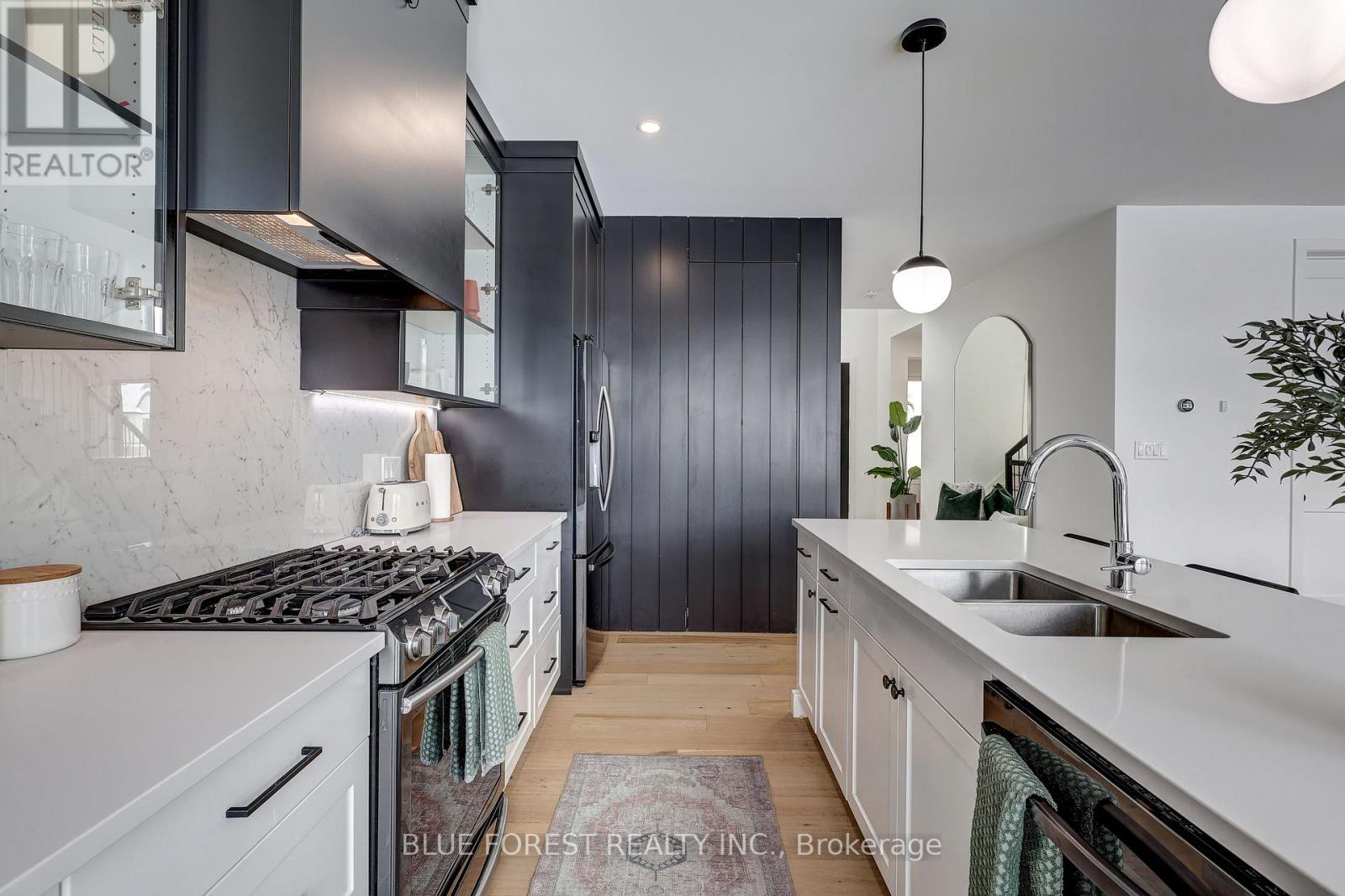 6320 Brash Drive, London South, Ontario  N6P 0H2 - Photo 25 - X12881116